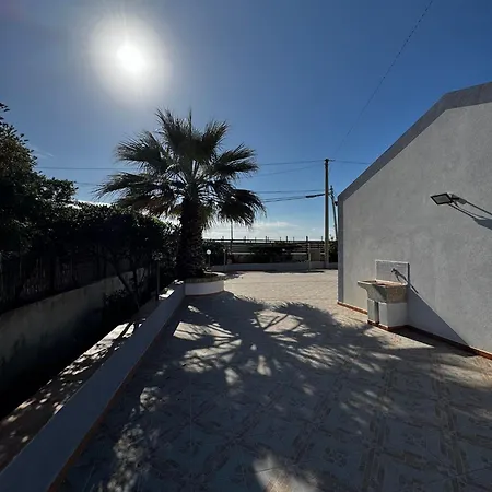 Gardenia Fronte Mare Santa Maria Del Focallo